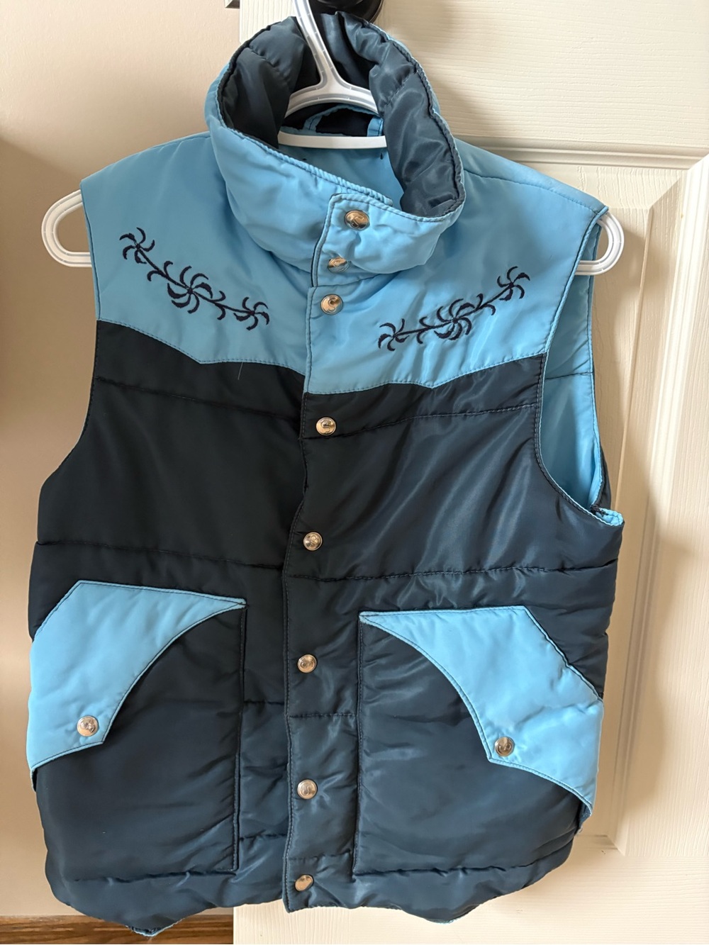 Vintage women’s Two-Tone Puffer Vest - Blue/Black